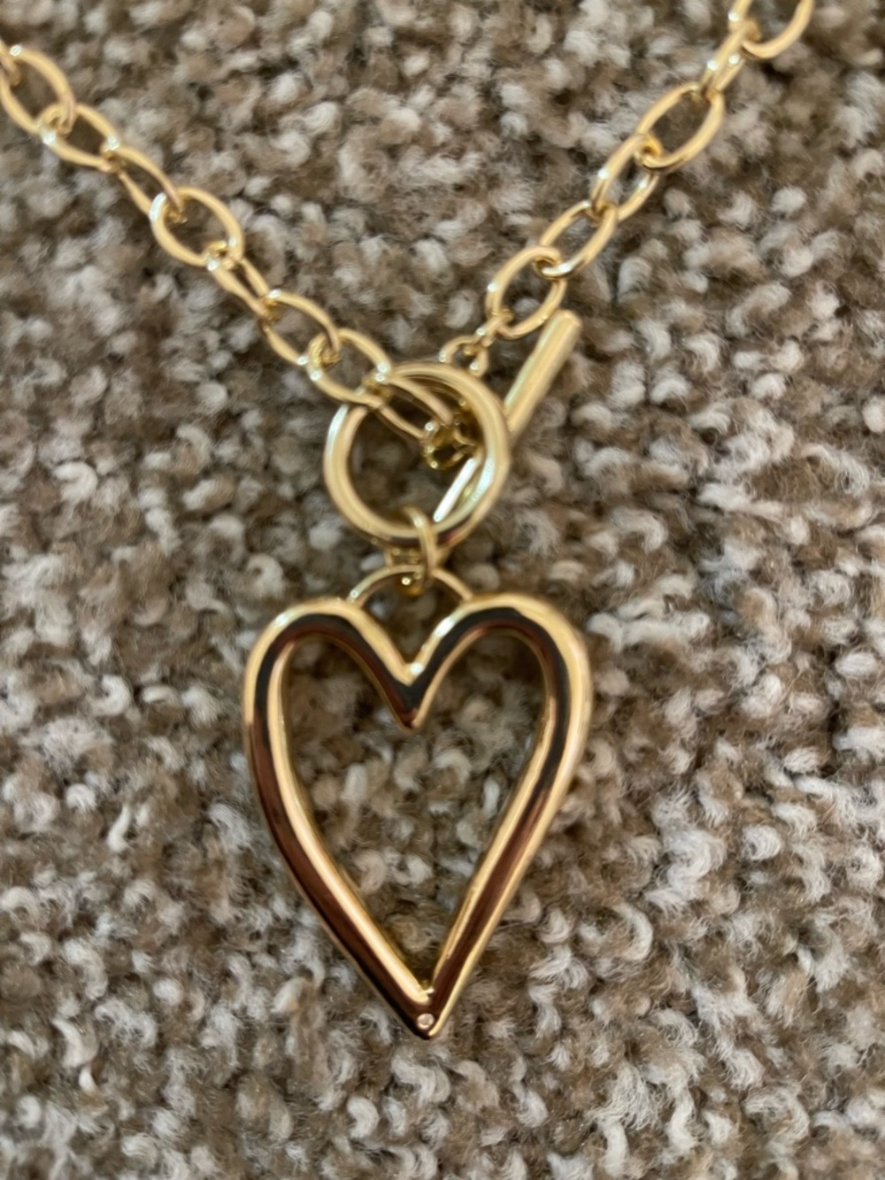 True To Form | Delicate Gold Heart Pendant Necklace for Women